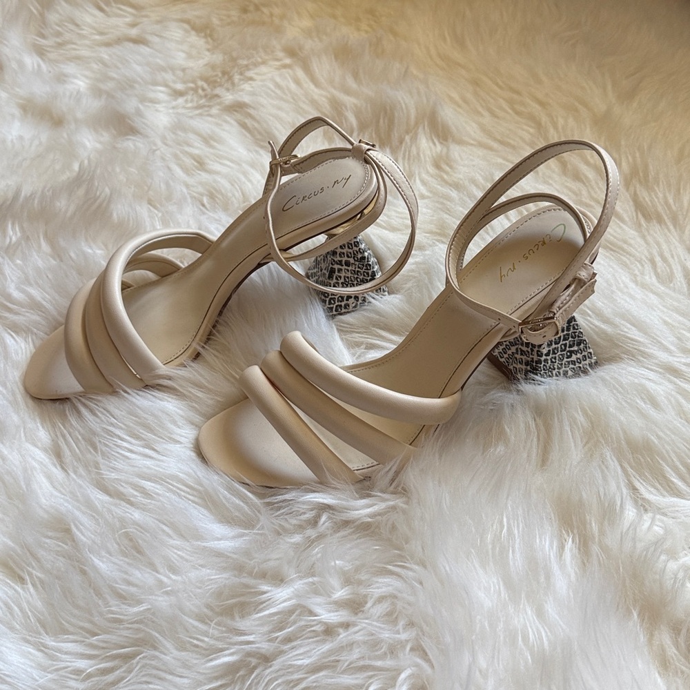 Circus by Sam Edelman cream and snake print heels